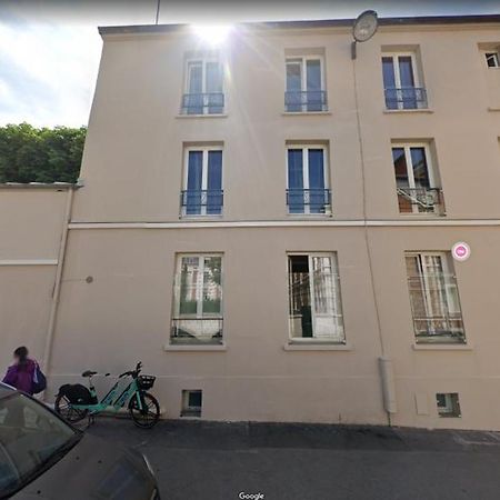 03 Tour Eiffel Appartement Pour 7 Personnes Paris Luaran gambar